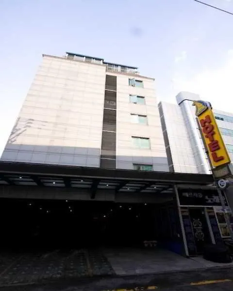 Hotel At Home Seoul Motel